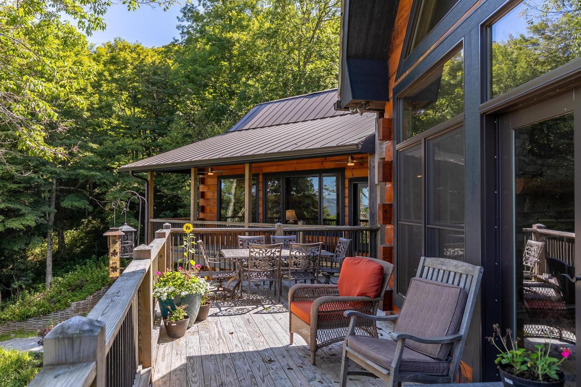 Rested Traveler Blowing Rock Buitenkant foto